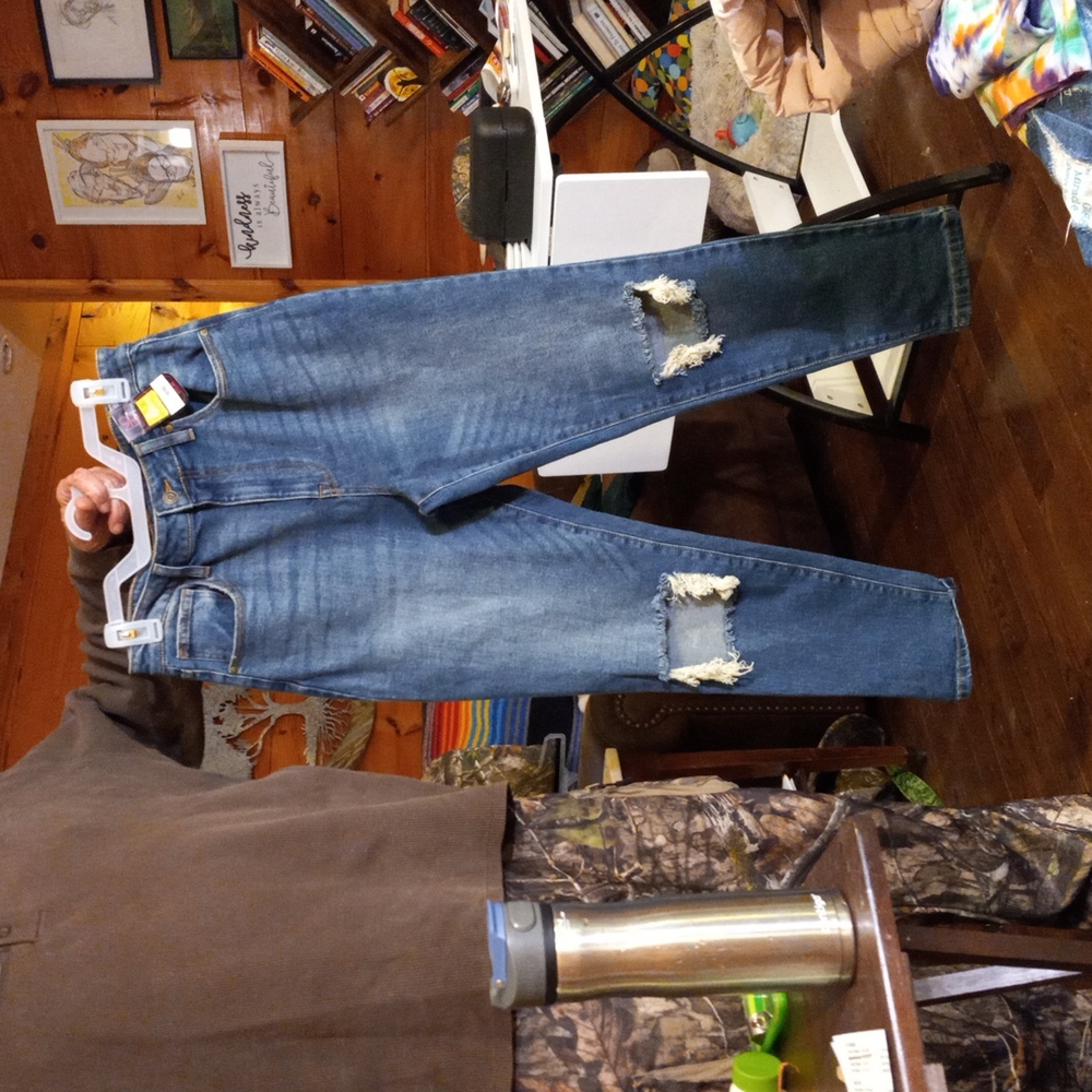 Jeans - Picture 8 of 14